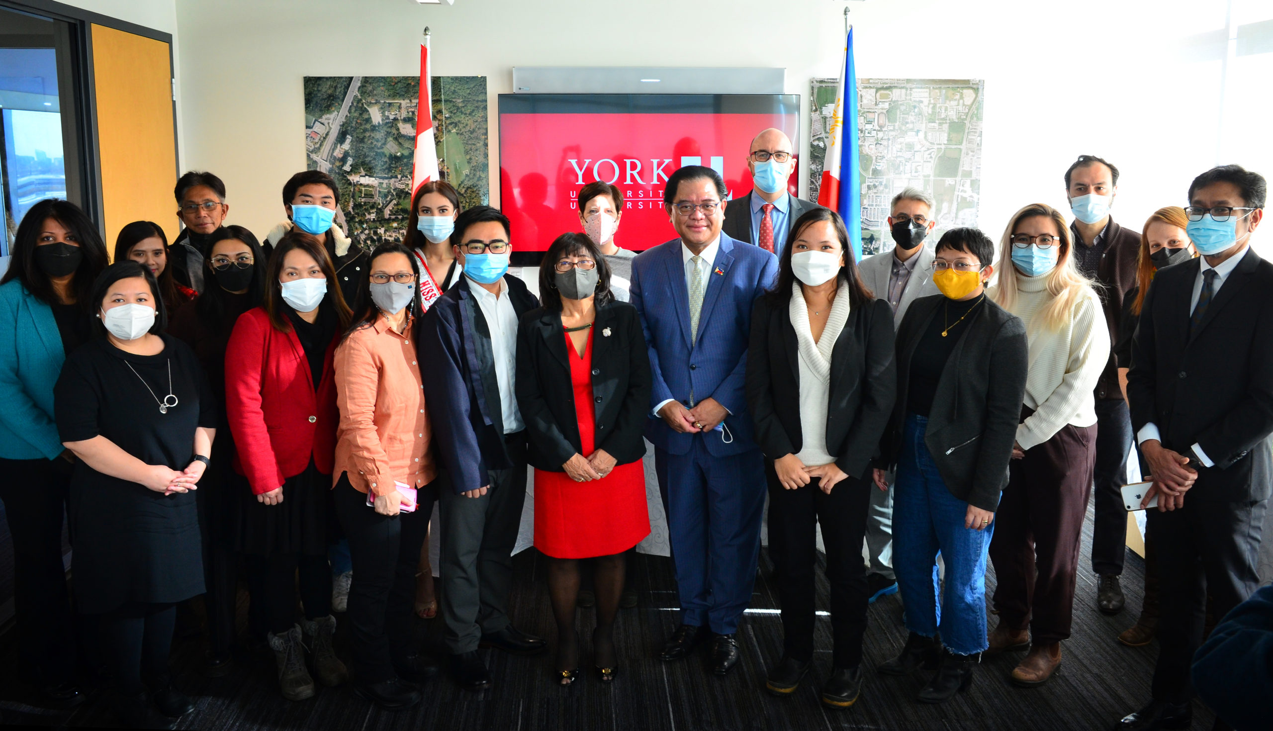 Philippine government signs historic gift agreement with York University